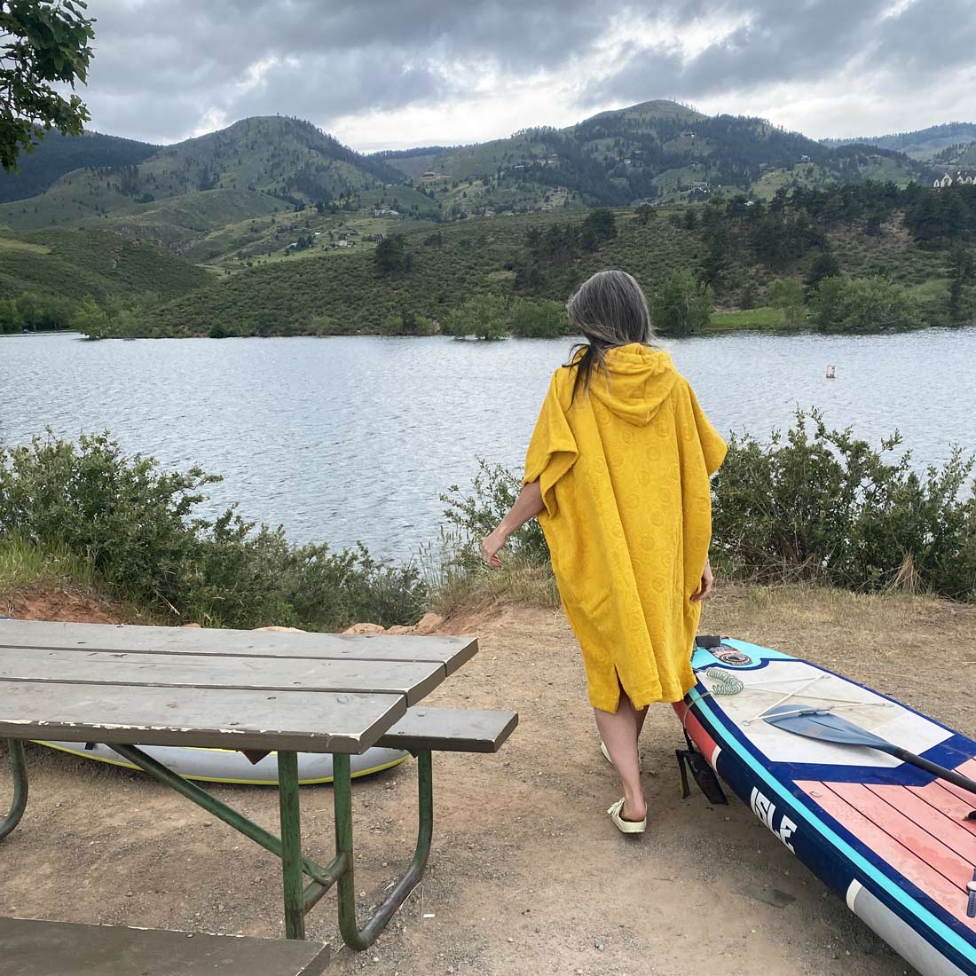 Ponchos & Cover Ups – Akinz