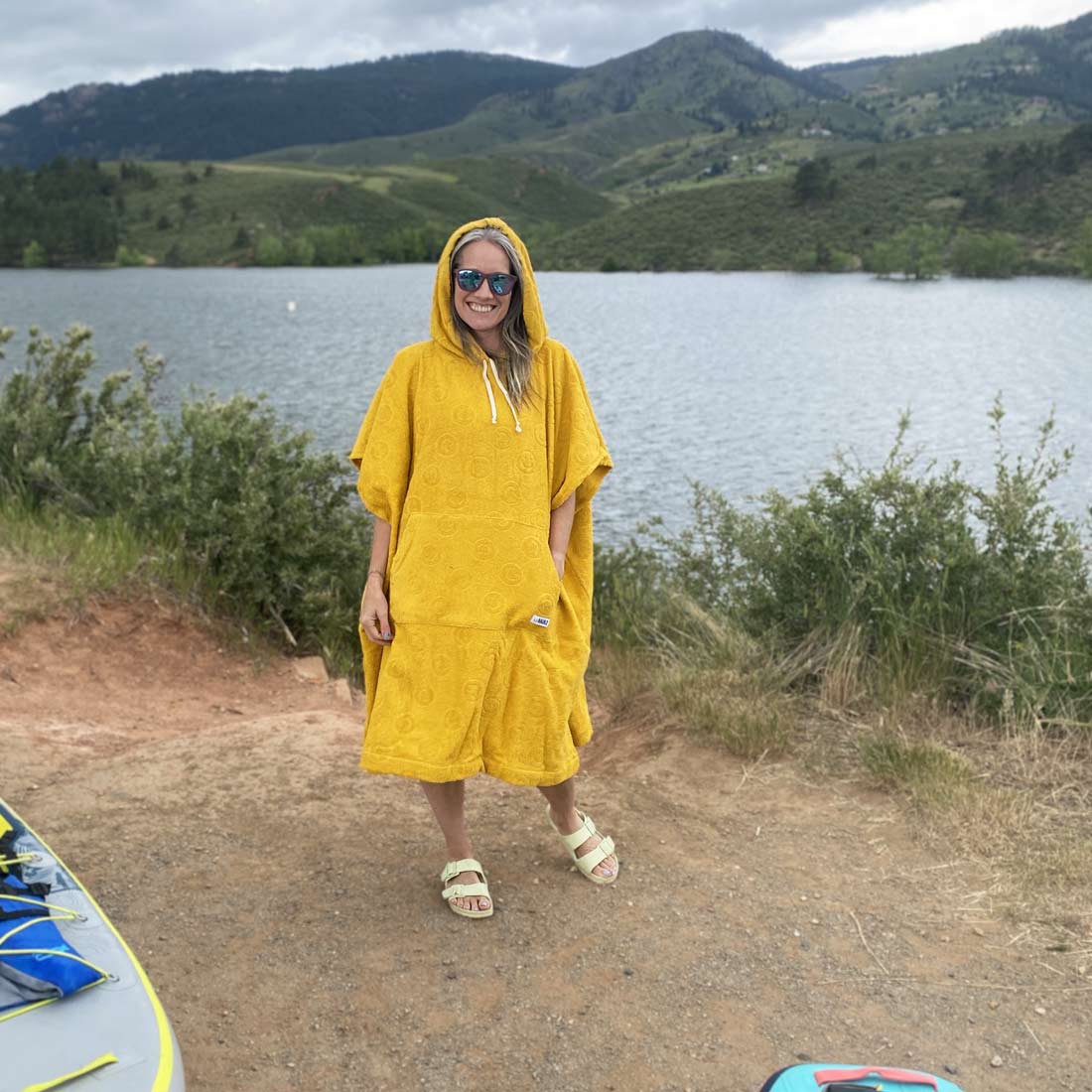 Ponchos & Cover Ups – Akinz