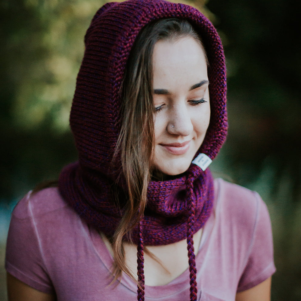 verse-hooded-cowl_2025fa6d-ef67-47b0-831c-1f499905cc40.jpg